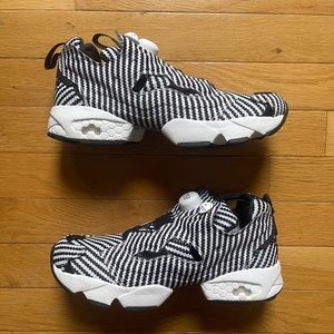 Wmns Size 6 Instapump Fury